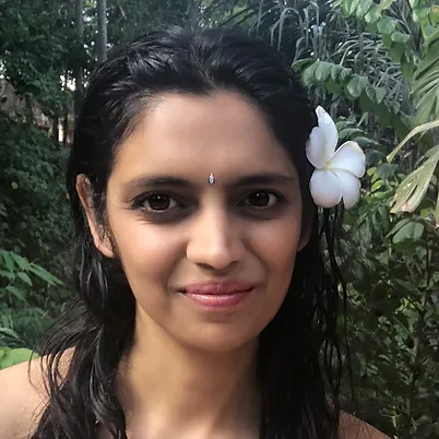 AMISHA GHADIALI, 35